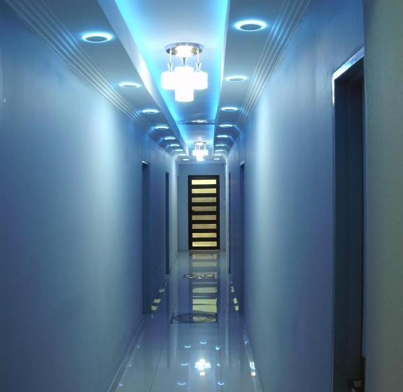 膳宿费 Emirates Garden Lodge