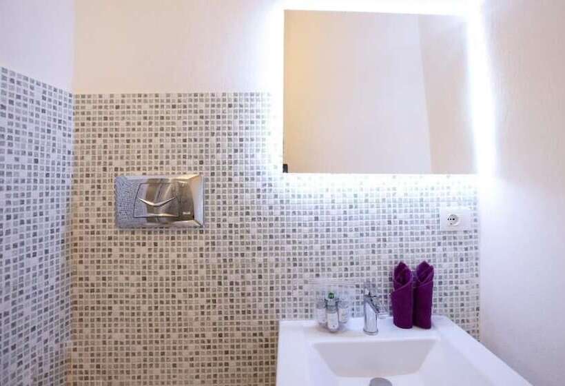 פנסיון Myrtus Guest House Cagliari