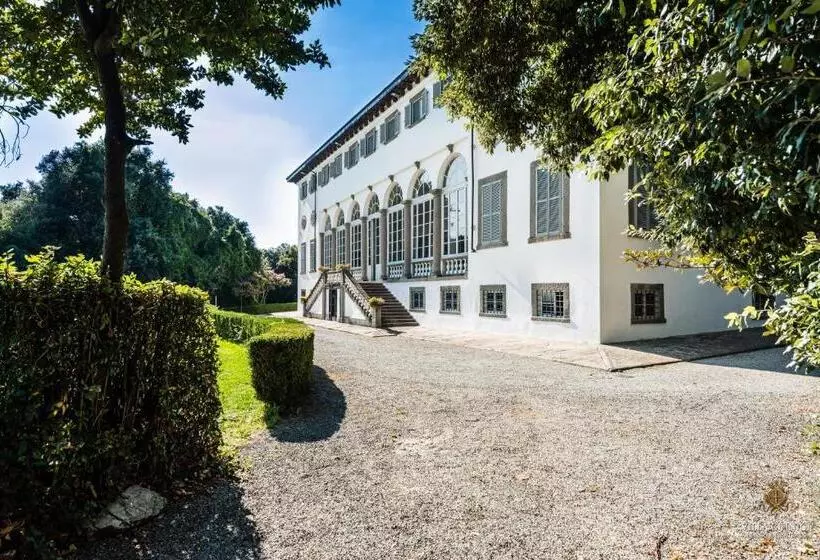 Villa Guinigi Dimora Di Epoca Exclusive Residence & Pool