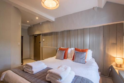 ユースホステル The Church House