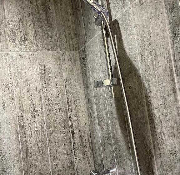 ユースホステル The Church House