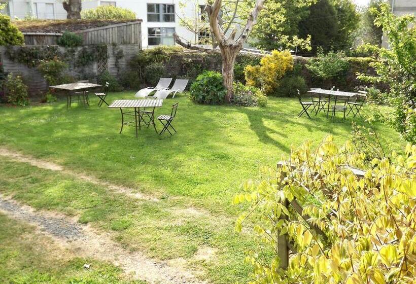 مبيت وإفطار Chambres De St Michel