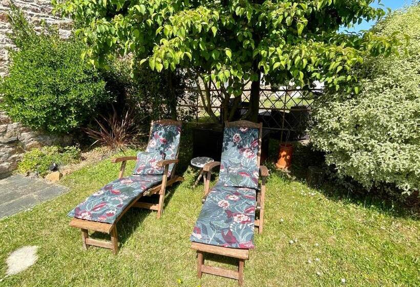 مبيت وإفطار Chambres De St Michel