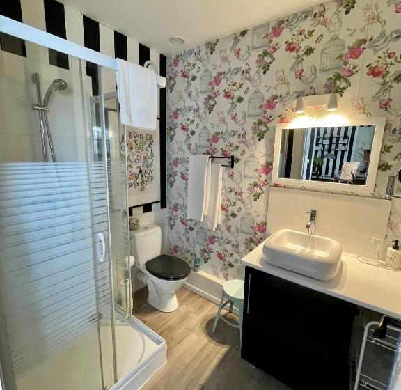 مبيت وإفطار Chambres De St Michel