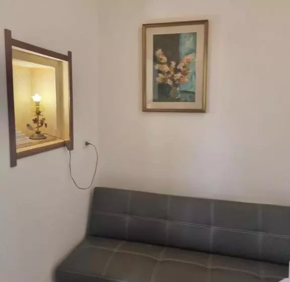 ベッドアンドブレックファースト Lu Antu Alloggi Agrituristici