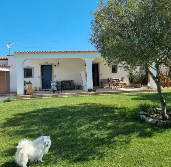 ベッドアンドブレックファースト Lu Antu Alloggi Agrituristici