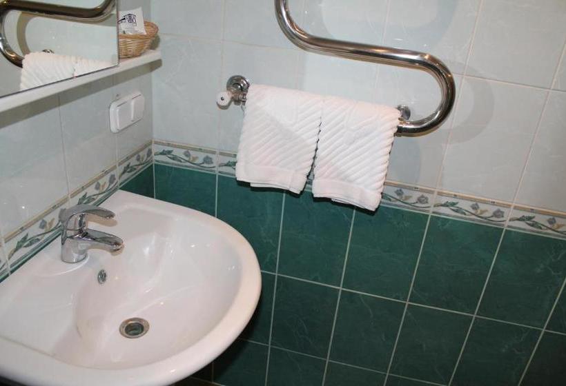 هتل Ligena Econom