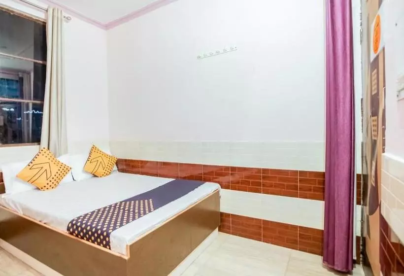 ホテル Spot On 67316 Krishna Guest House