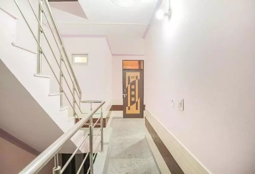 ホテル Spot On 67316 Krishna Guest House