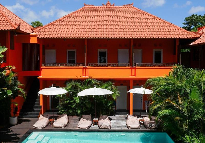 فندق The Room Padang Padang