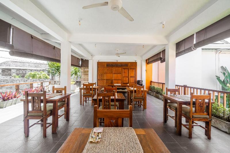 فندق The Room Padang Padang