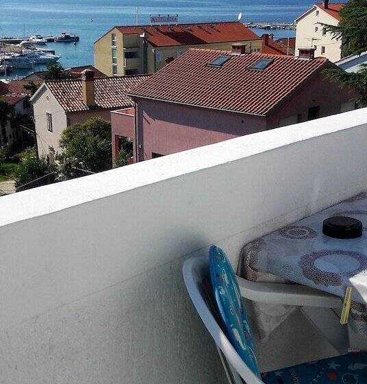 بنسيون Guesthouse Cecilia