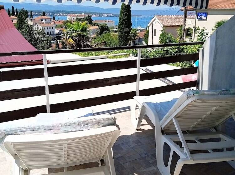 بنسيون Guesthouse Cecilia