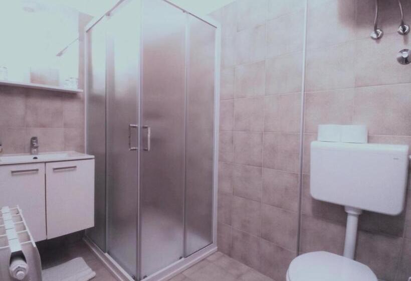 بنسيون Guesthouse Cecilia