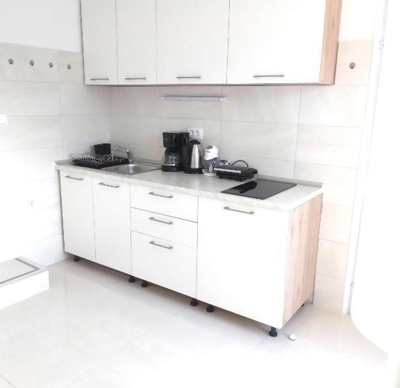 بنسيون Guesthouse Cecilia