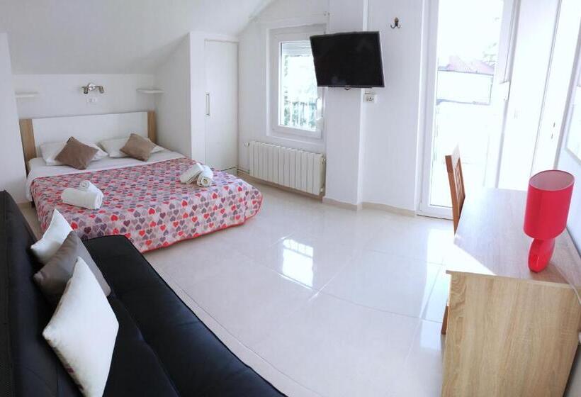 بنسيون Guesthouse Cecilia