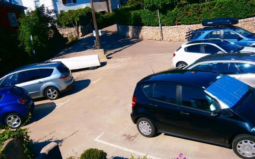 بنسيون Guesthouse Cecilia