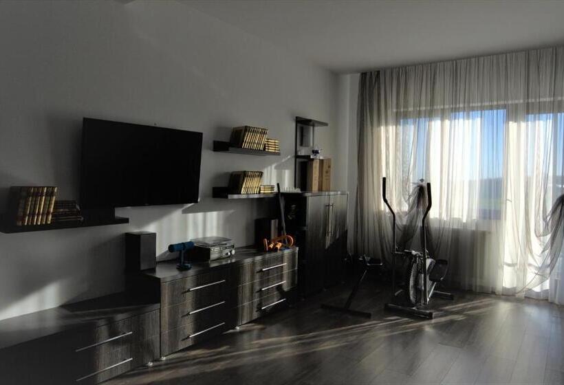 פנסיון Indeep Club