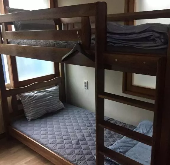 ペンション Jeju Guesthouse