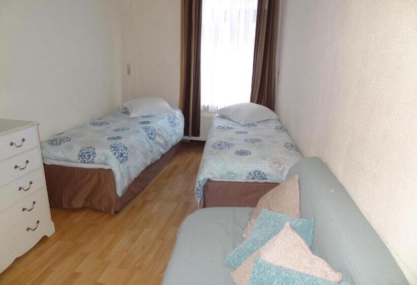 پانسیون Logies Ocelot