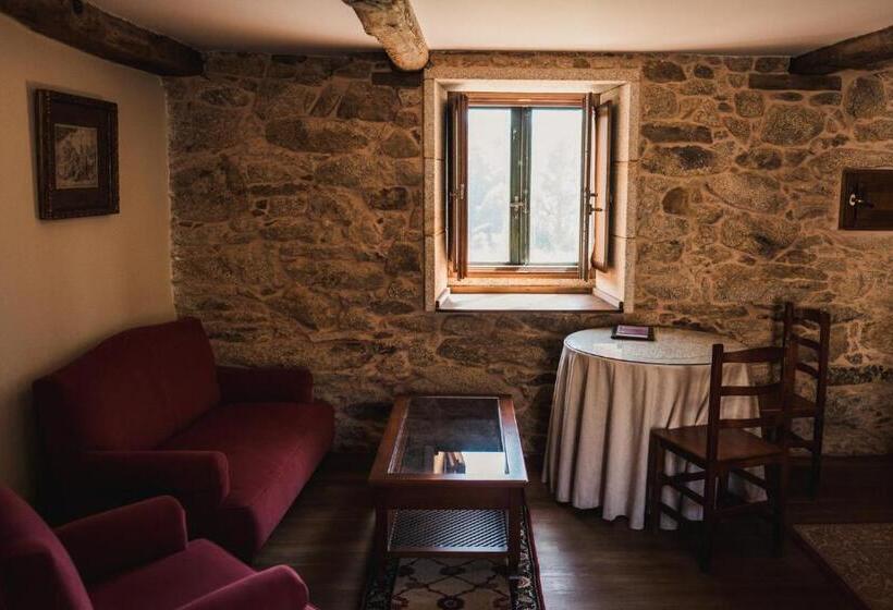 بنسيون Pazo De Eidian