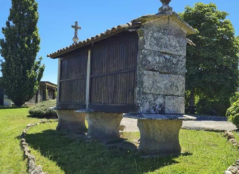 بنسيون Pazo De Eidian