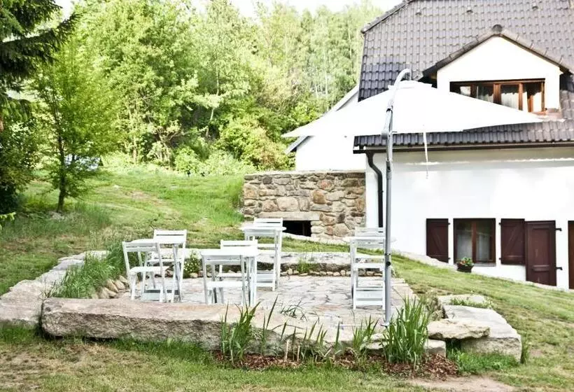 Majatalo Penzion Albeř