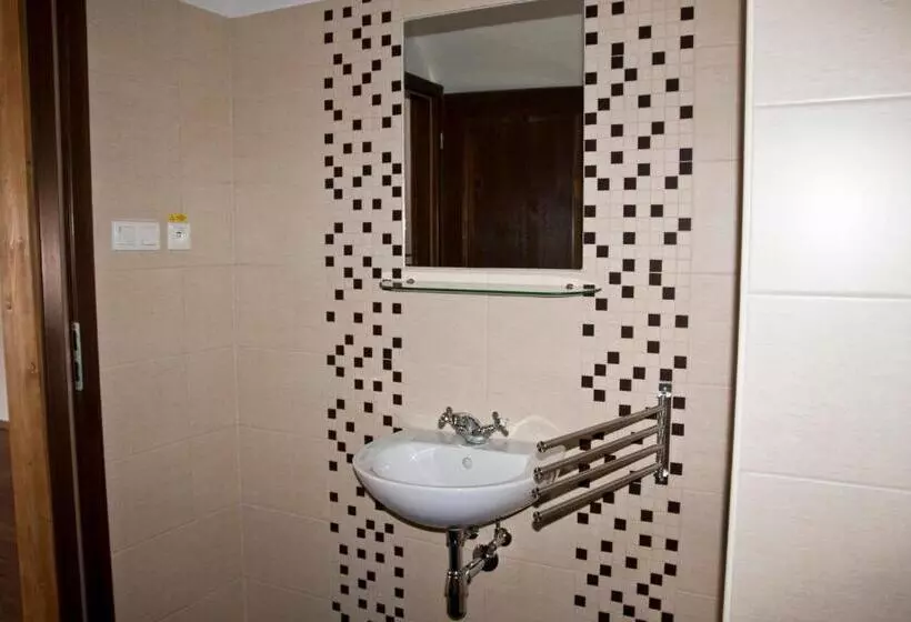 Majatalo Penzion Albeř