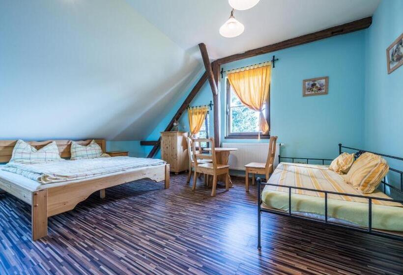 Majatalo Penzion U Lišky