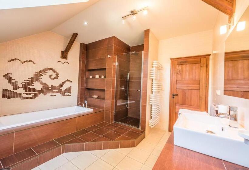 Majatalo Penzion U Lišky