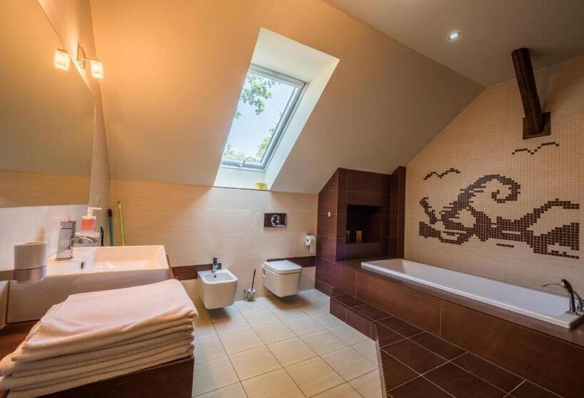 Majatalo Penzion U Lišky