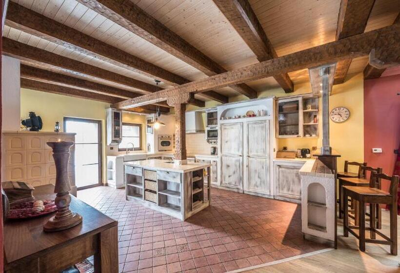 Majatalo Penzion U Lišky