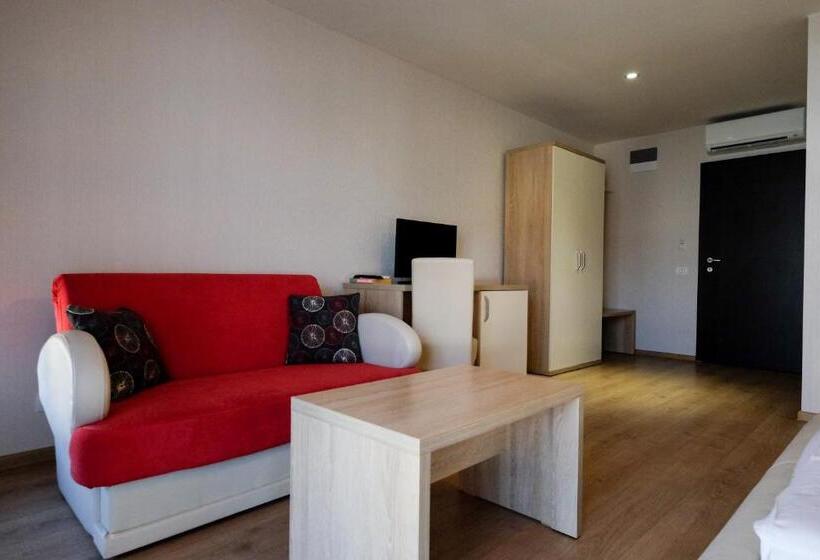 Pensjonat Royal Paradise Beach