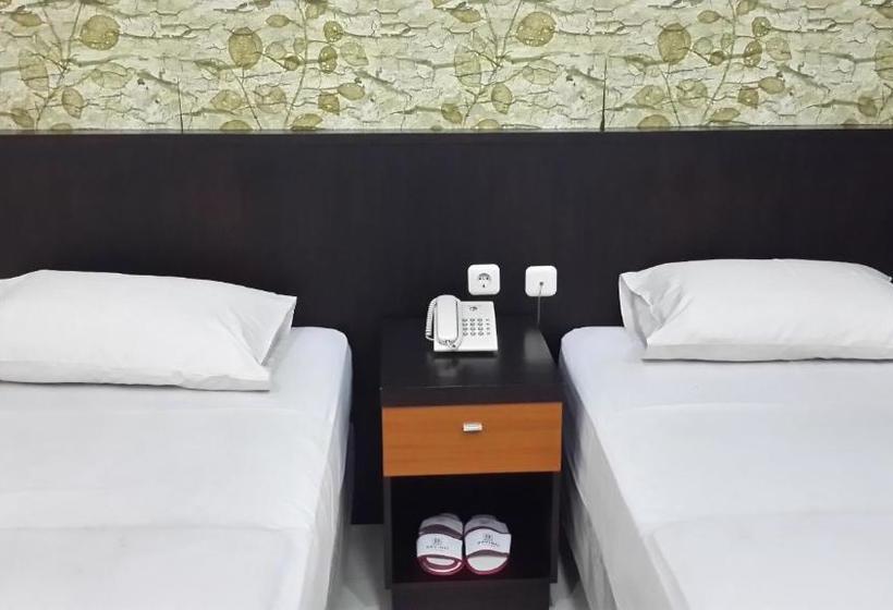 Pensionat Wisma Davinci Roxy