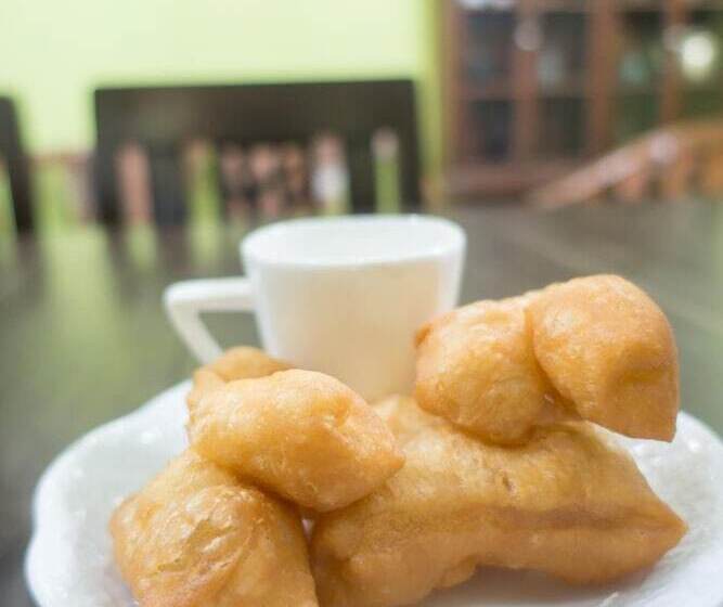 Plus Hostel Ayutthaya