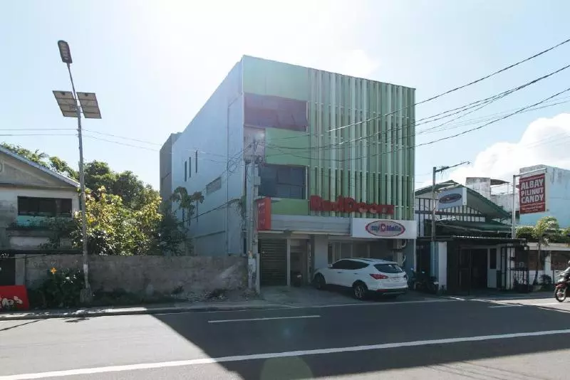 Reddoorz @ Golite Old Albay   Hostel