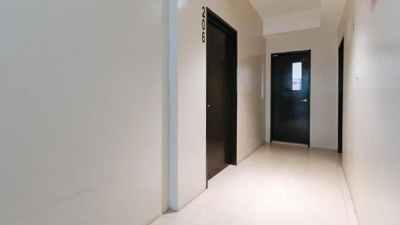 Reddoorz @ Golite Old Albay   Hostel