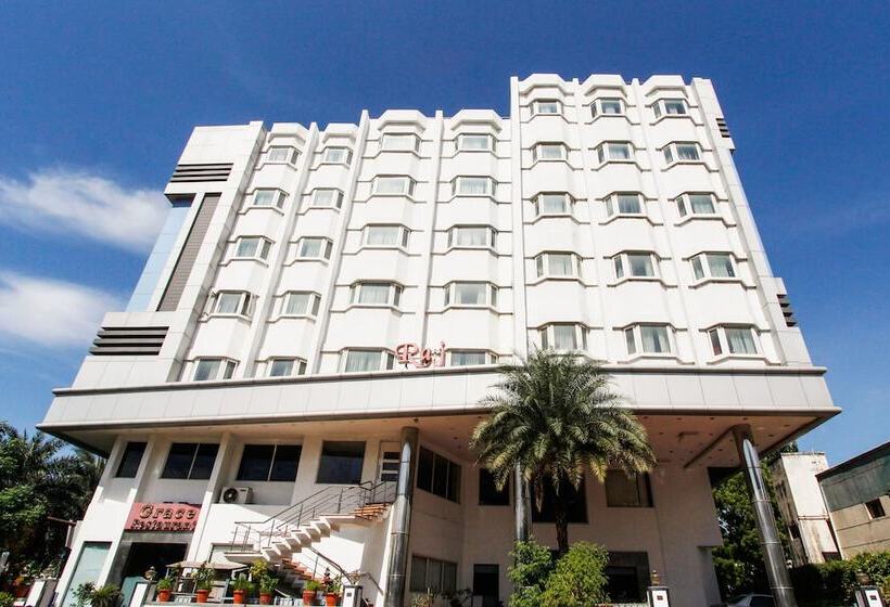 Capital O 61144 Hotel Raj