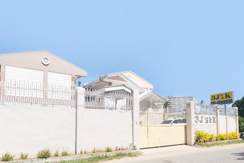 هتل 3j S And K Apartment