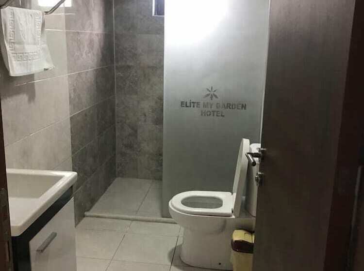 ホテル Elite My Garden