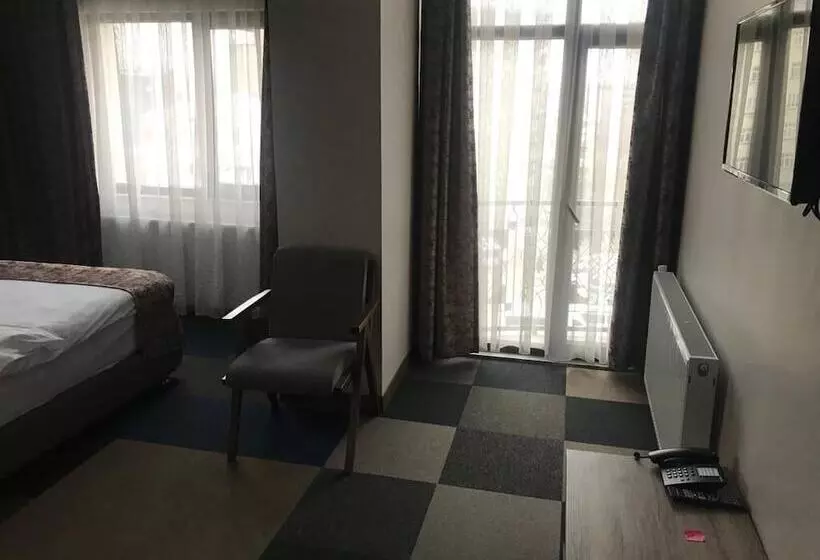 Hotelli Elite My Garden