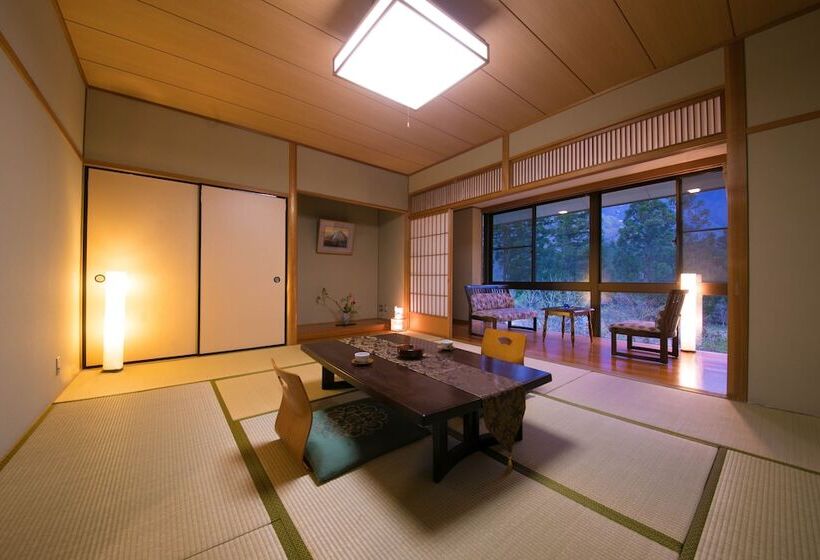 בית מלון כפרי Furearu Izumi