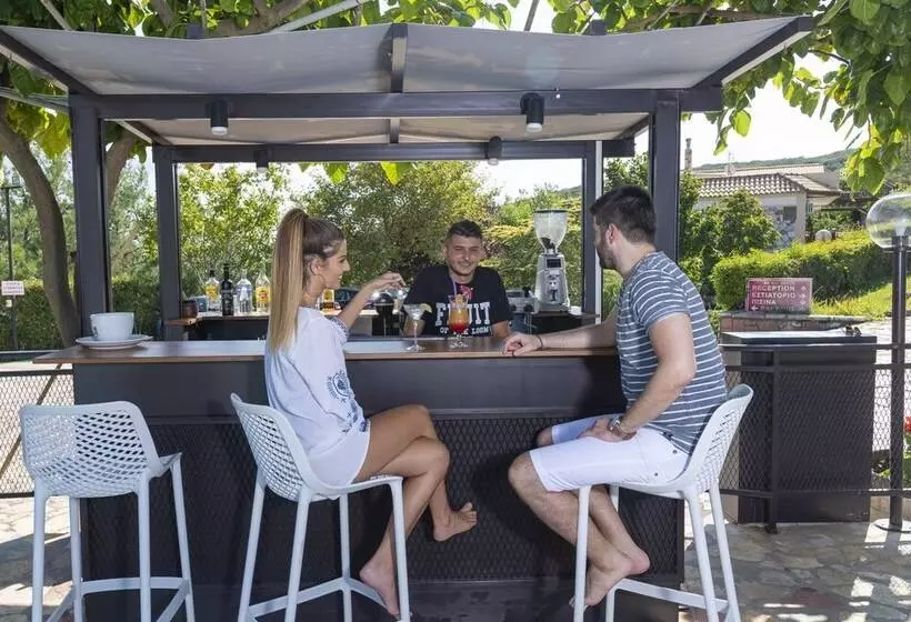 Hotel Thermios Apollon