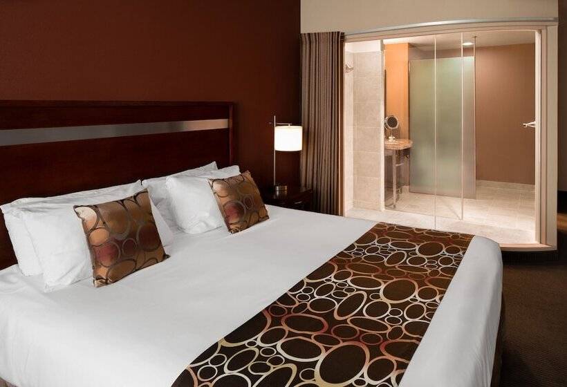 Riverside Casino & Golf Resort