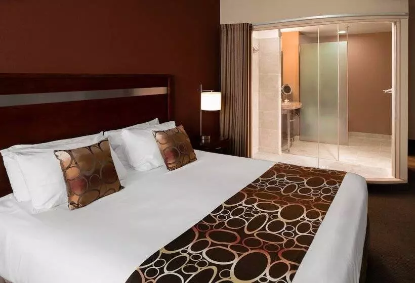 Riverside Casino & Golf Resort