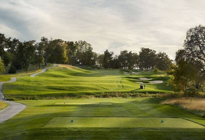 Riverside Casino & Golf Resort