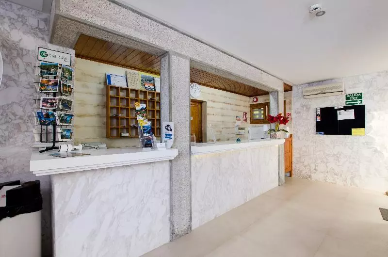 هتل Yourhouse Venecia Apartments