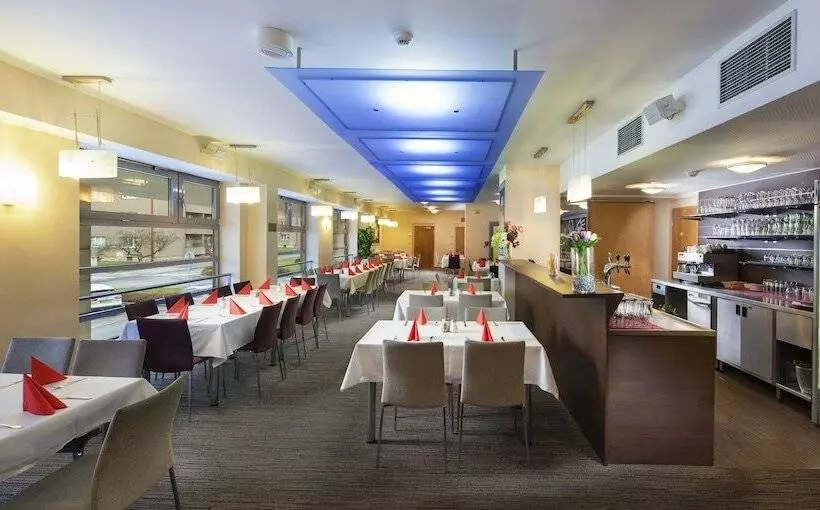 Academic Hotel & Congress Centre