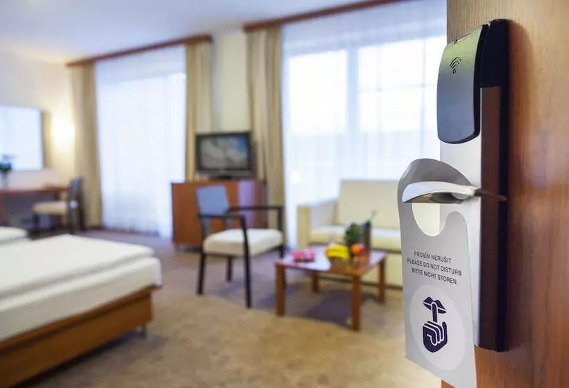 Academic Hotel & Congress Centre