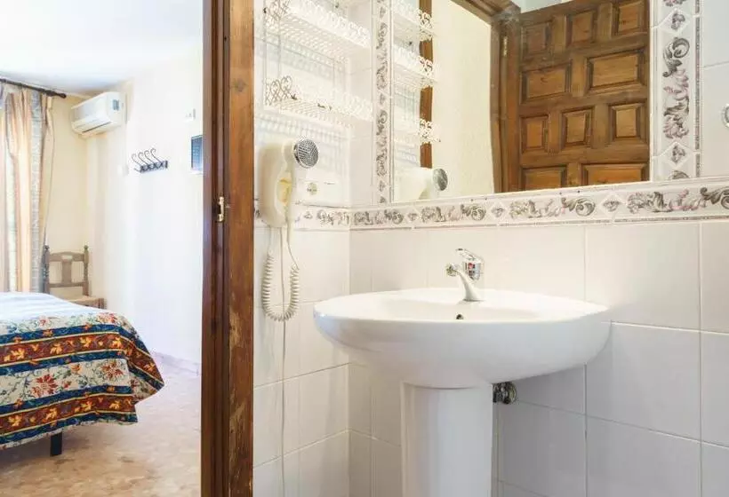 בית מלון כפרי Arunda I